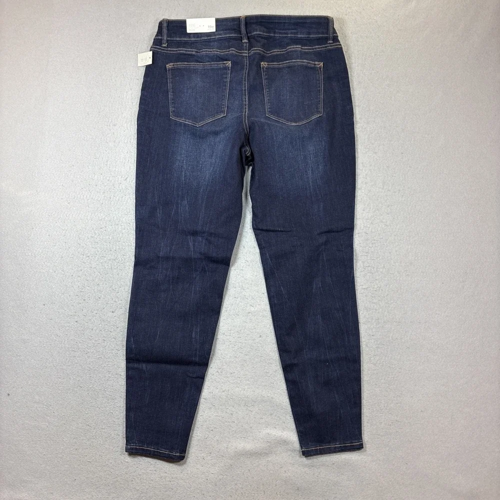 Maurices Mid Rise Denim Flex Legging Jeans Womens 16W Regular Whiskering NWT